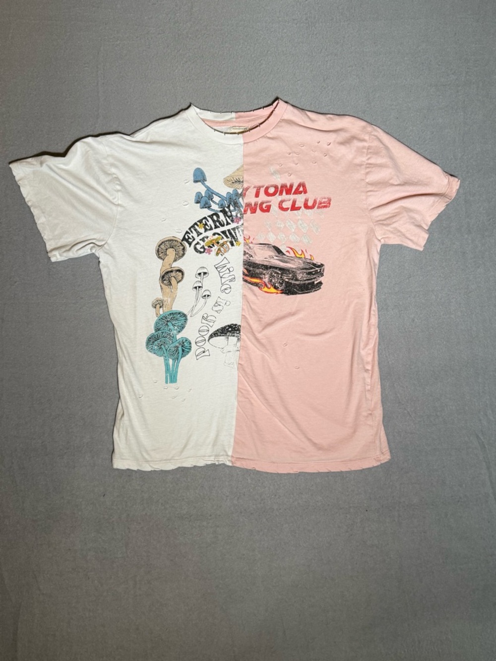 Modish Rebel Reworked Split Graphic Tee Mushroom & Daytona Car Distressed Sz XL